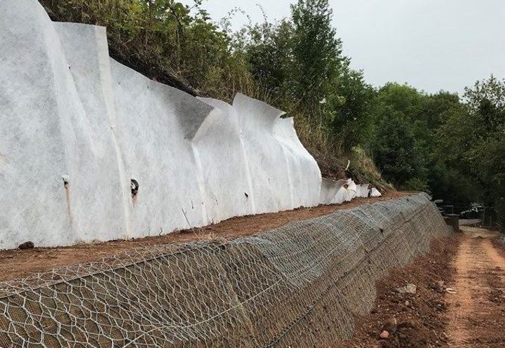 Macdrain was used to the rear of the reinforced soil to intercept groundwater