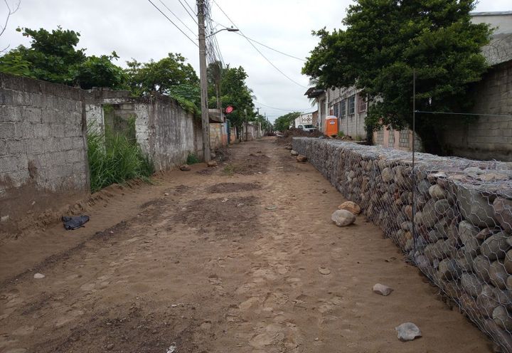PARQUE LINEAL CON ANDADOR PEATONAL Y CICLISTA_2