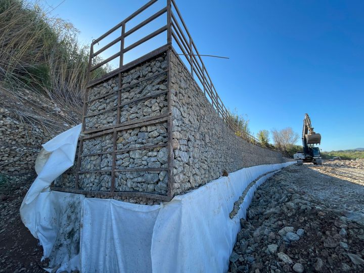 Ejecución de muro de gaviones