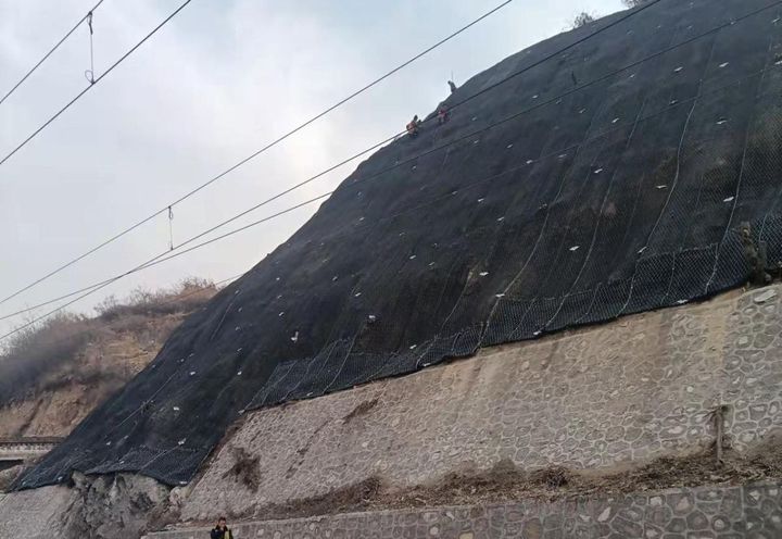 南同蒲铁路山体边坡防护项目_2