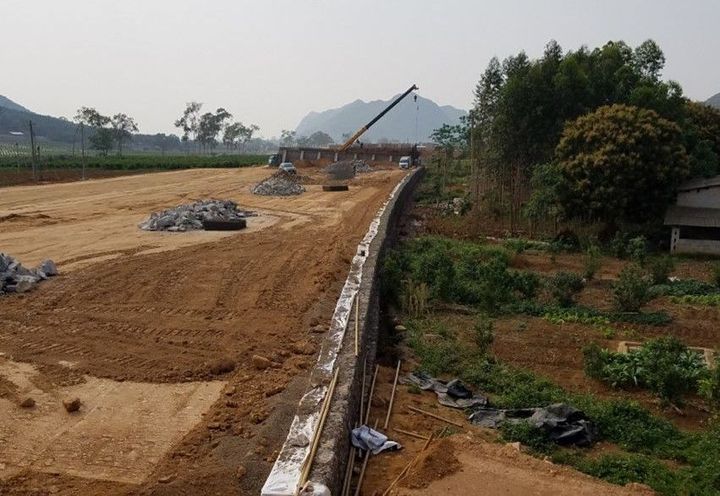 广西贵隆高速加筋格宾挡墙工程_0