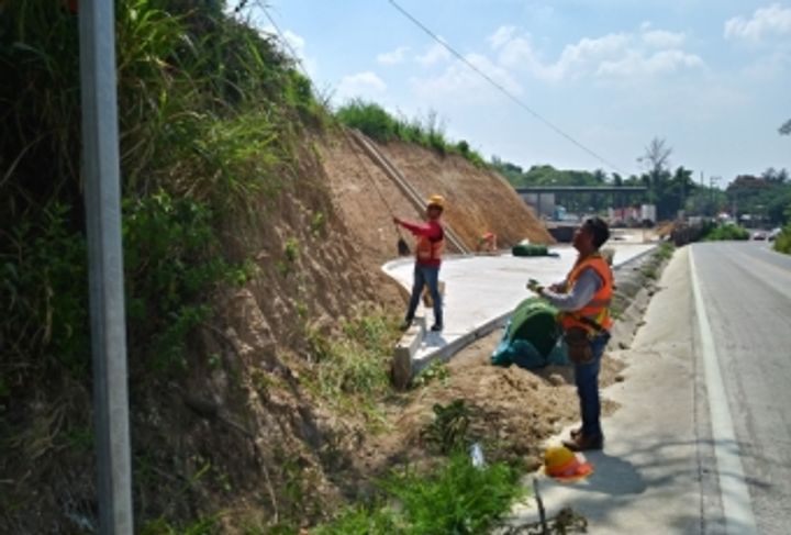 CONTROL DE EROSION EN TALUDES DE GASOLINERIA_2