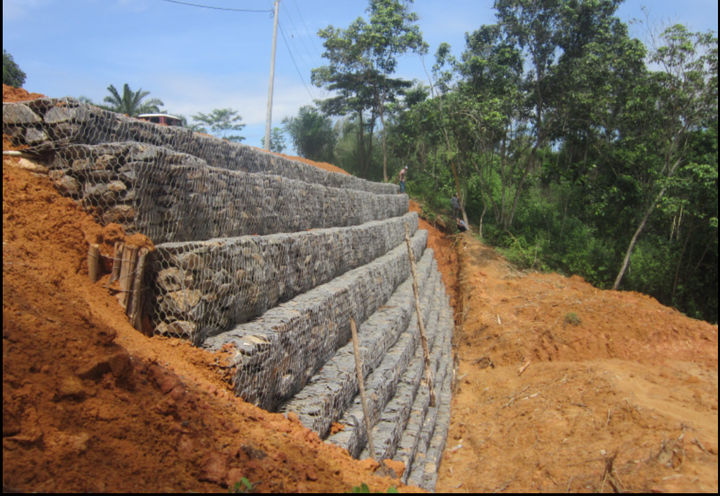 RETAINING WALL FOR LANDSLIDE MITIGATION, JAMBI_1