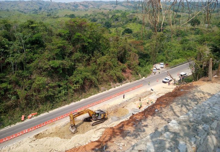 MURO ALCANCIA CARRETERA LAS CHOAPAS, VERACRUZ_0