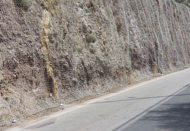 ΑΠΟΨΗ ΑΠΟ ΤΟ ΔΡΟΜΟ ΤΟΥ ΠΡΑΝΟΥΣ ΜΕ STEELGRID MO-300
