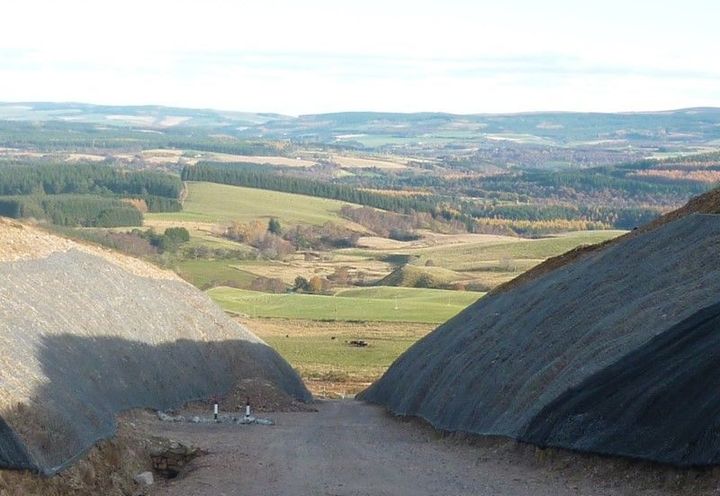 Detail looking along cutting