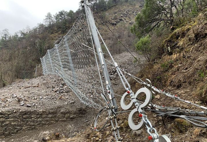 PROTECTION CONTRE LES COULÉES DE DÉBRIS RM 2205 VALLÉE DE LA TINÉE