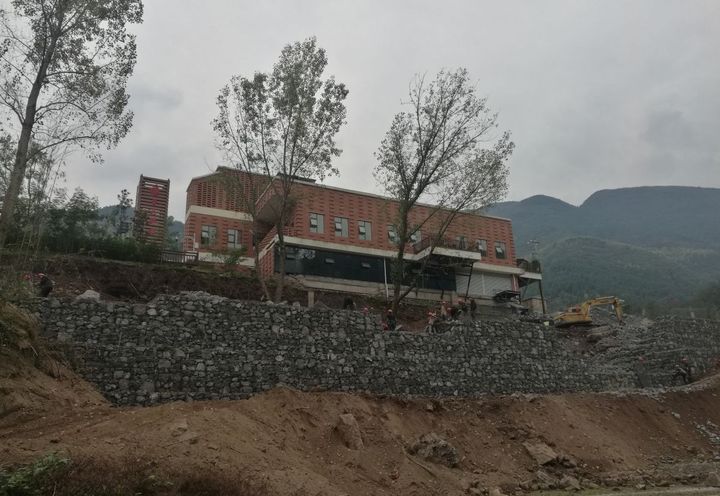 仁怀市合马驿站旅游道路生态挡墙工程_0
