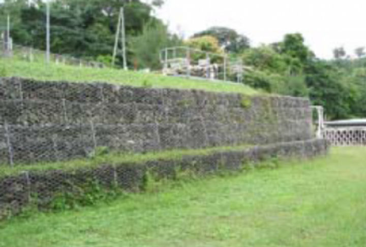 Front view of wall post earthquake