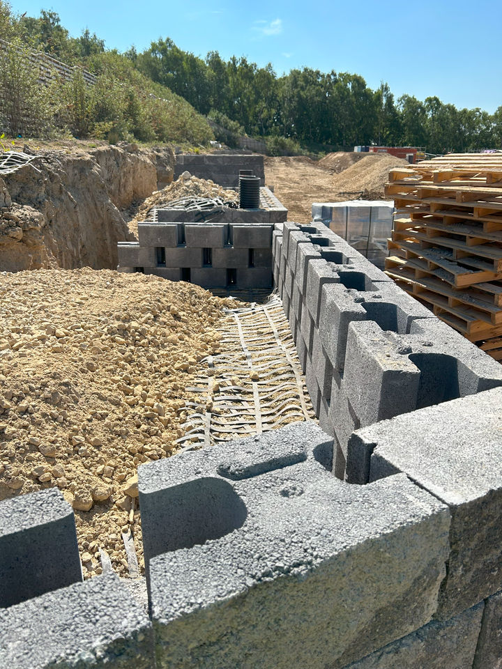 ParaGrid geogrid reinforcment used for MacWall