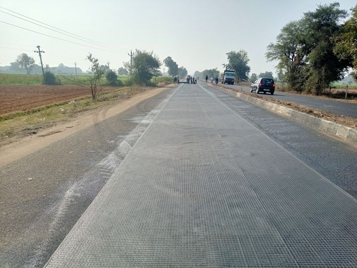 Laying of MacGrid AR