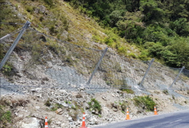 Completed 2000 kJ Maccaferri RMC200A certified fence