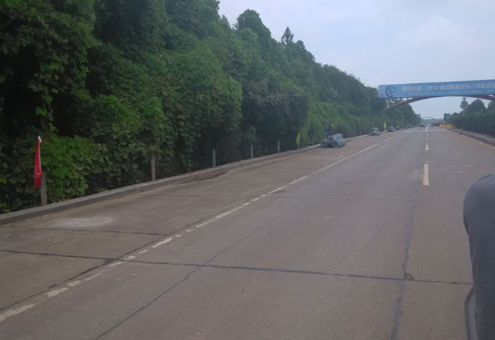 旧路面照片