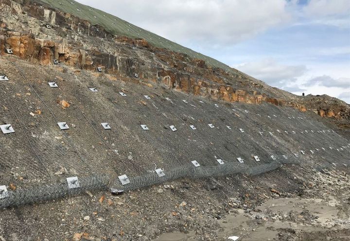 View of the slope with the Steelgrid HR 100