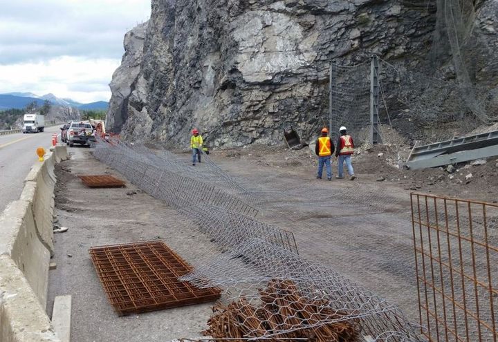 CROWSNEST PASS ROCKFALL EMBANKMENT_2