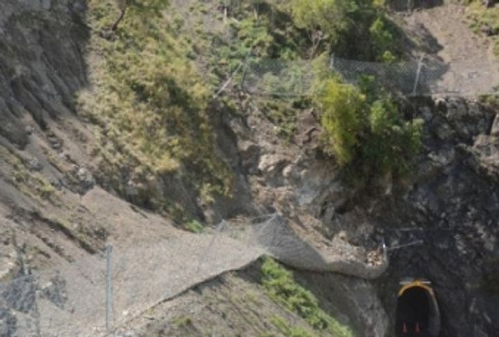 KAIKOURA SH1ROCKFALL/ SHALLOW SLIPS PROTECTION: SITE SR32_4