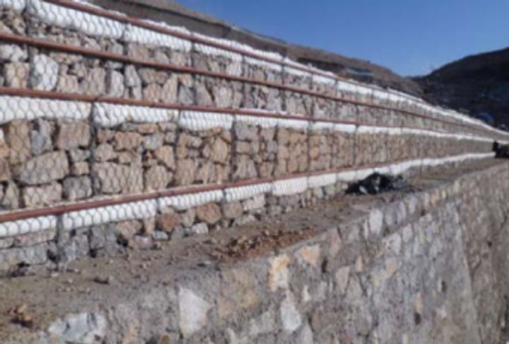 Terramesh gabion fascia units - optional temporary formwork