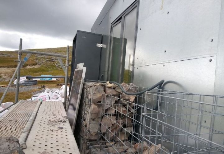 Proceso de instalación revestimiento de malla electrosoldada GAVIARQ