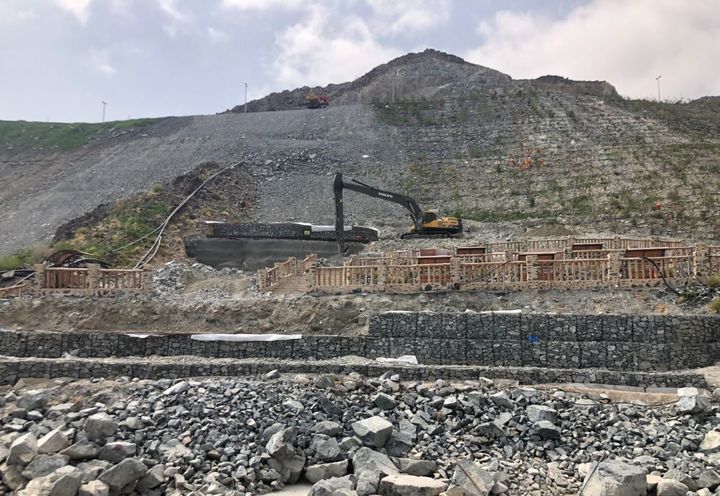 Installation of Terramesh core in progress
