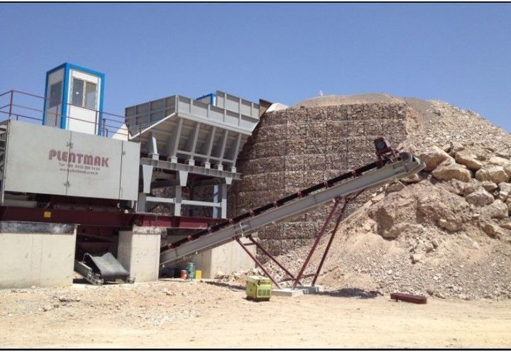 RETAINING WALL FOR THE JAW CRUSHER_1