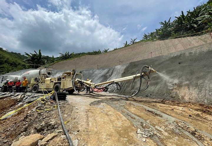 Steel Fiber-Reinforced Shotcrete 1
