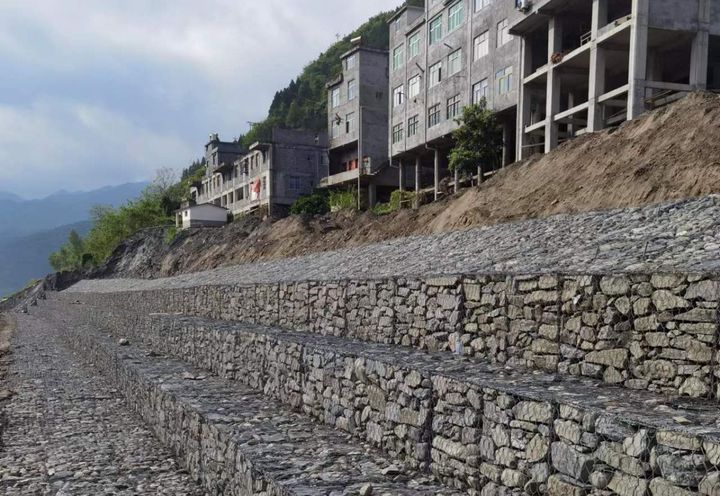 汉江白河(夹河)水电站边坡加固防护项目_2