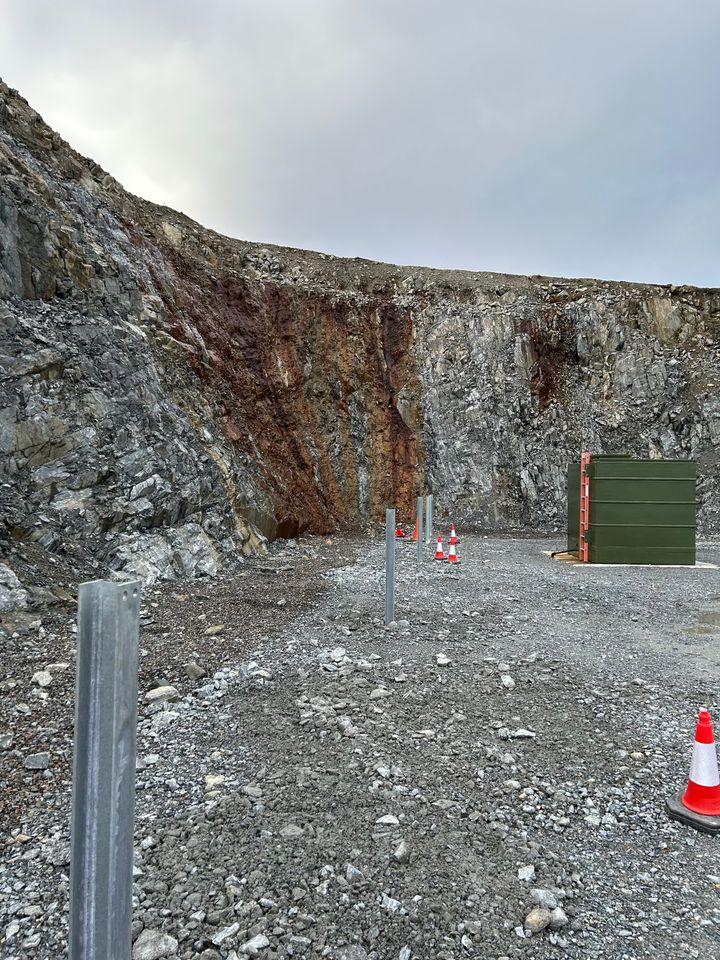 RB35 NP (no plate) 1.35m high posts set into concrete  foundations