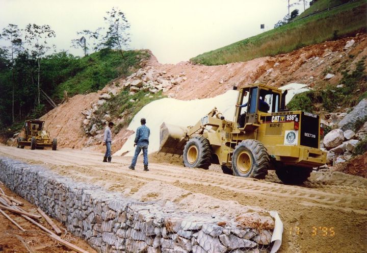 EMBANKMENT REINFORCEMENT AT PAHANG KARAK, KUALA LUMPUR_0