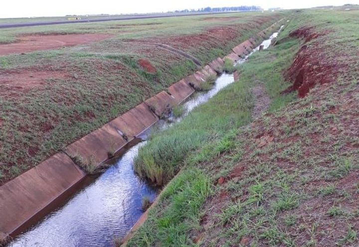 CANALETAS DE DRENAGEM -AEROPORTO DE CAMPO GRANDE_2