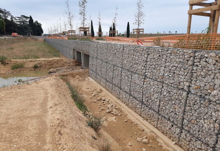 Habillage culées passerelle Gabions DT 30cm d'épaisseur