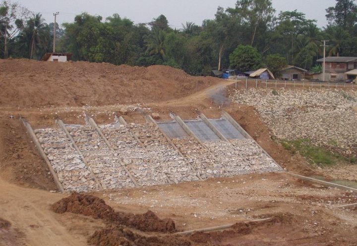 RENOVATE OF WATER CANAL DR 2.8 AND DR 15.8_0