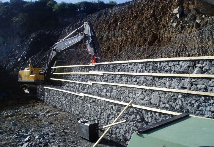 Gabion Terramesh® during construction