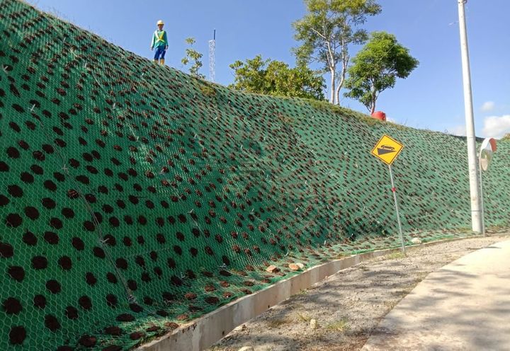 EROSION CONTROL AT PIDEKSO DAM_0