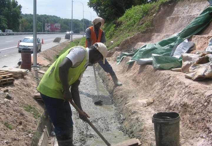 SLOPE PROTECTION WORKS AT NORTH SOUTH HIGHWAY , SEREMBAN_0