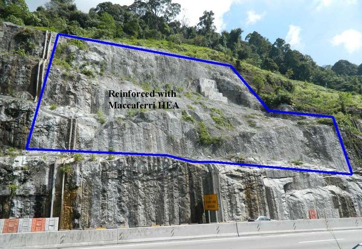 ROCKFALL PROTECTION AT NORTH SOUTH EXPRESSWAY, IPOH, PERAK_1