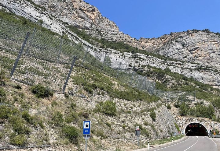 Túnel a proteger en la carretera C-14