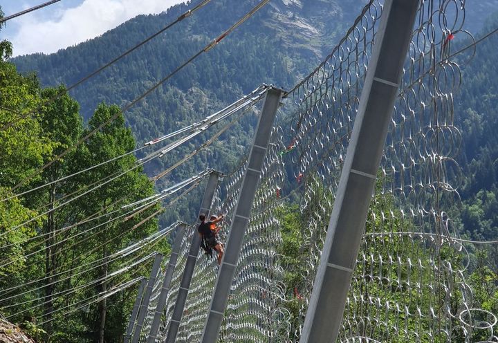 Installazione delle barriere RB 9000