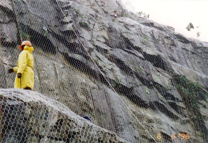 ROCKFALL PROTECTION AT CHANGKAT JERING, PERAK, MALAYSIA_0