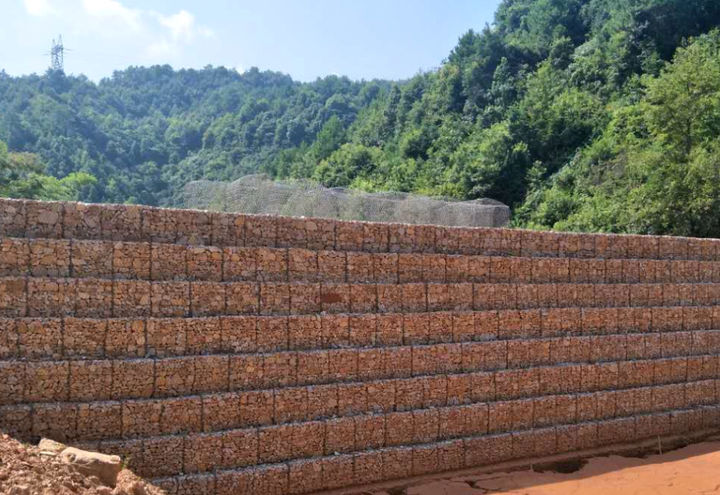 赣州垃圾焚烧发电厂边坡治理工程_2