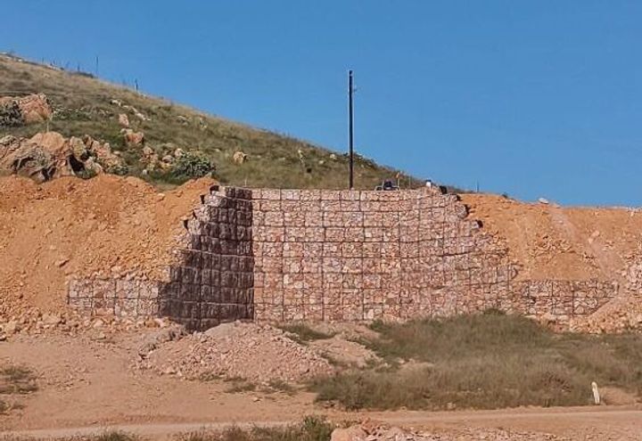 MURO QUEBRADORA PARA STOCKPILE_3