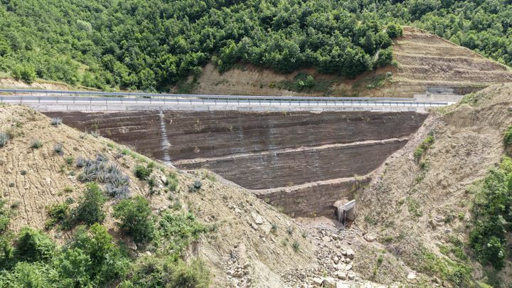 Wall Km 14+500