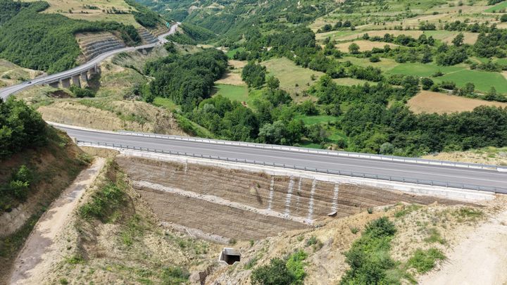 Wall Km 14+500
