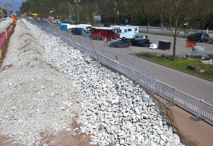 Stone filling operation