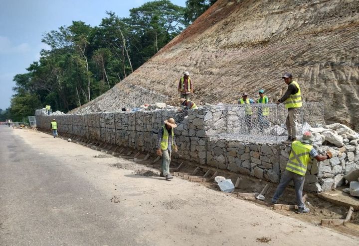 MURO ALCANCIA CARRETERA LAS CHOAPAS, VERACRUZ_1