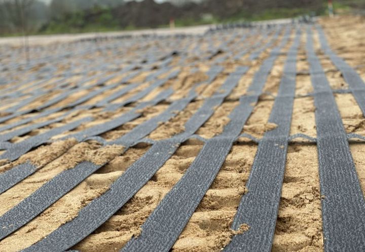 Detail of ParaLink geogrid