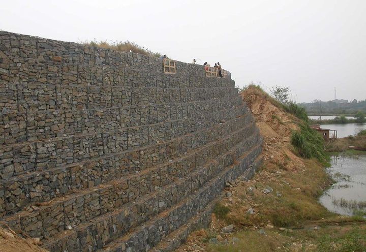 湖北大广北高速兰溪互通加筋土路基支挡工程_2