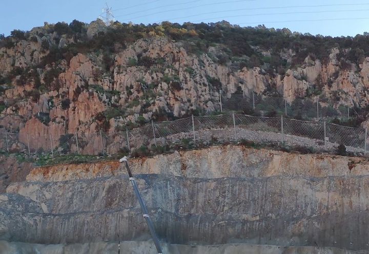 Πανοραμική άποψη μετά τη τοποθέτηση φράκτη και πλεγμάτων προστασίας