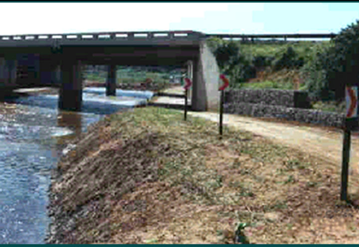 MHLANGA RIVER BRIDGE_0