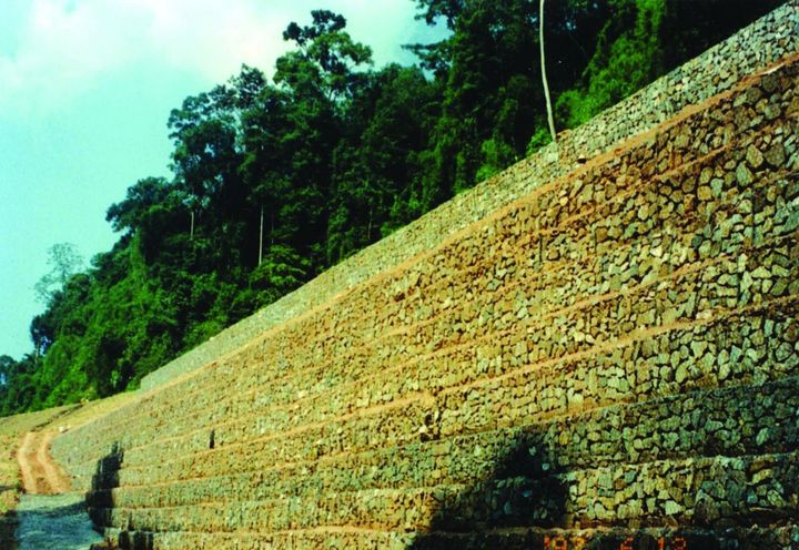 SLOPE REINSTATEMENT AT JENGKA FELDA ROAD, PAHANG, MALAYSIA_3