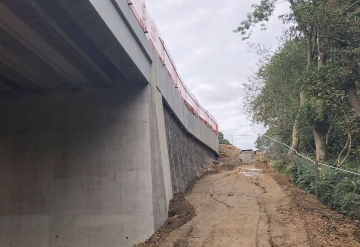 Macwall structure installed over the Paralink LTP platform